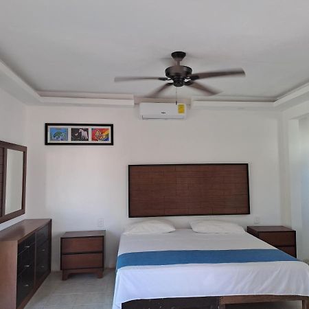 Riviera Bonfil Hotel อากาปุลโก ภายนอก รูปภาพ